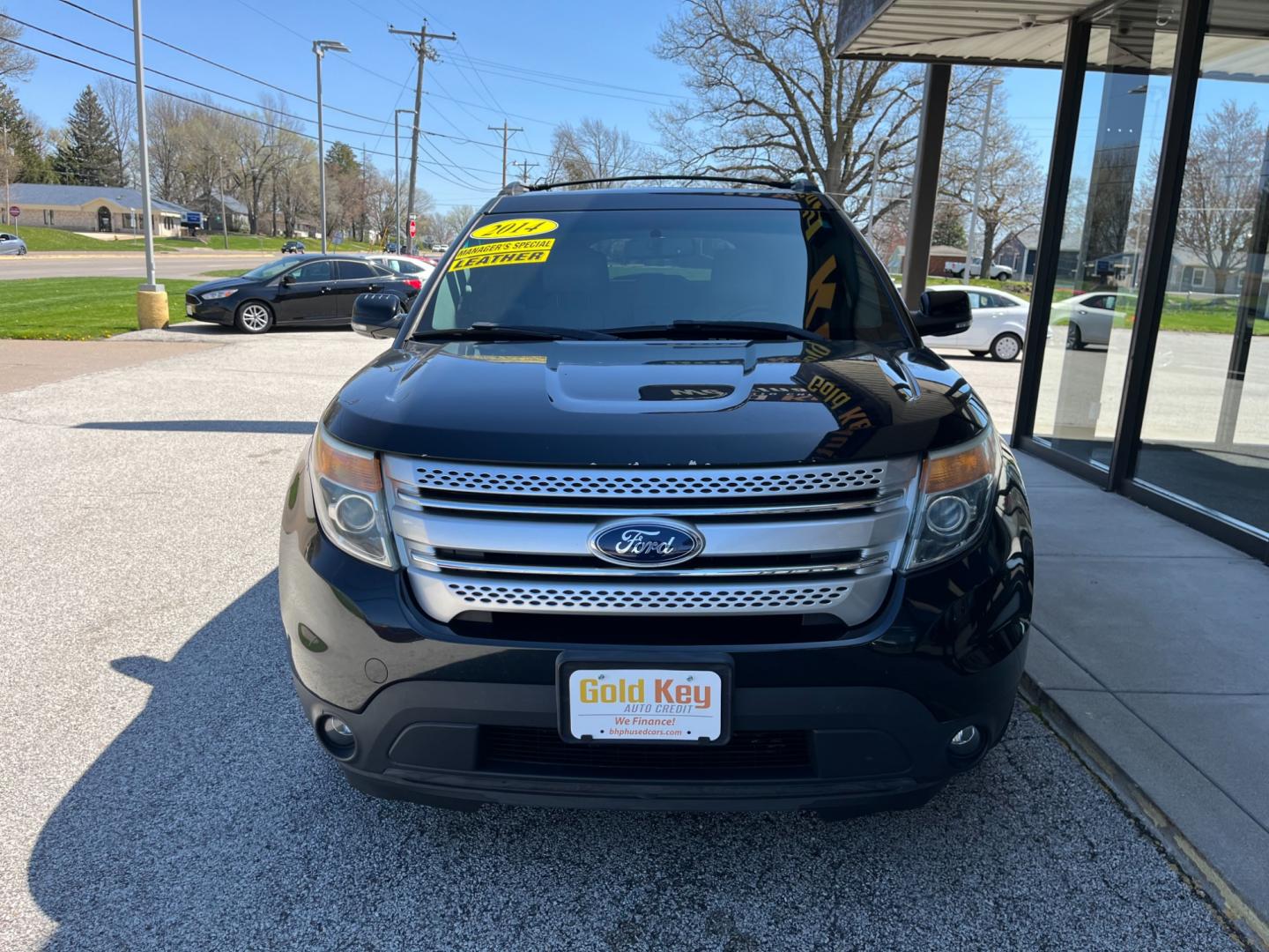 2014 Tuxedo Black Metallic Ford Explorer XLT 4WD (1FM5K8D83EG) with an 3.5L V6 DOHC 24V engine, 6-Speed Automatic transmission, located at 1633 W Kimberly, Davenport, IA, 52806, (563) 323-5341, 41.559456, -90.598732 - Photo#2